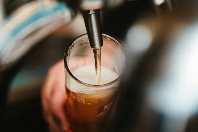 Pouring beer on Hobart liquid history tour